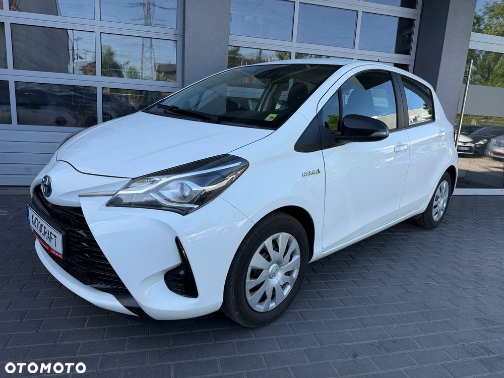 Toyota Yaris Hybrid 100 Active - 27