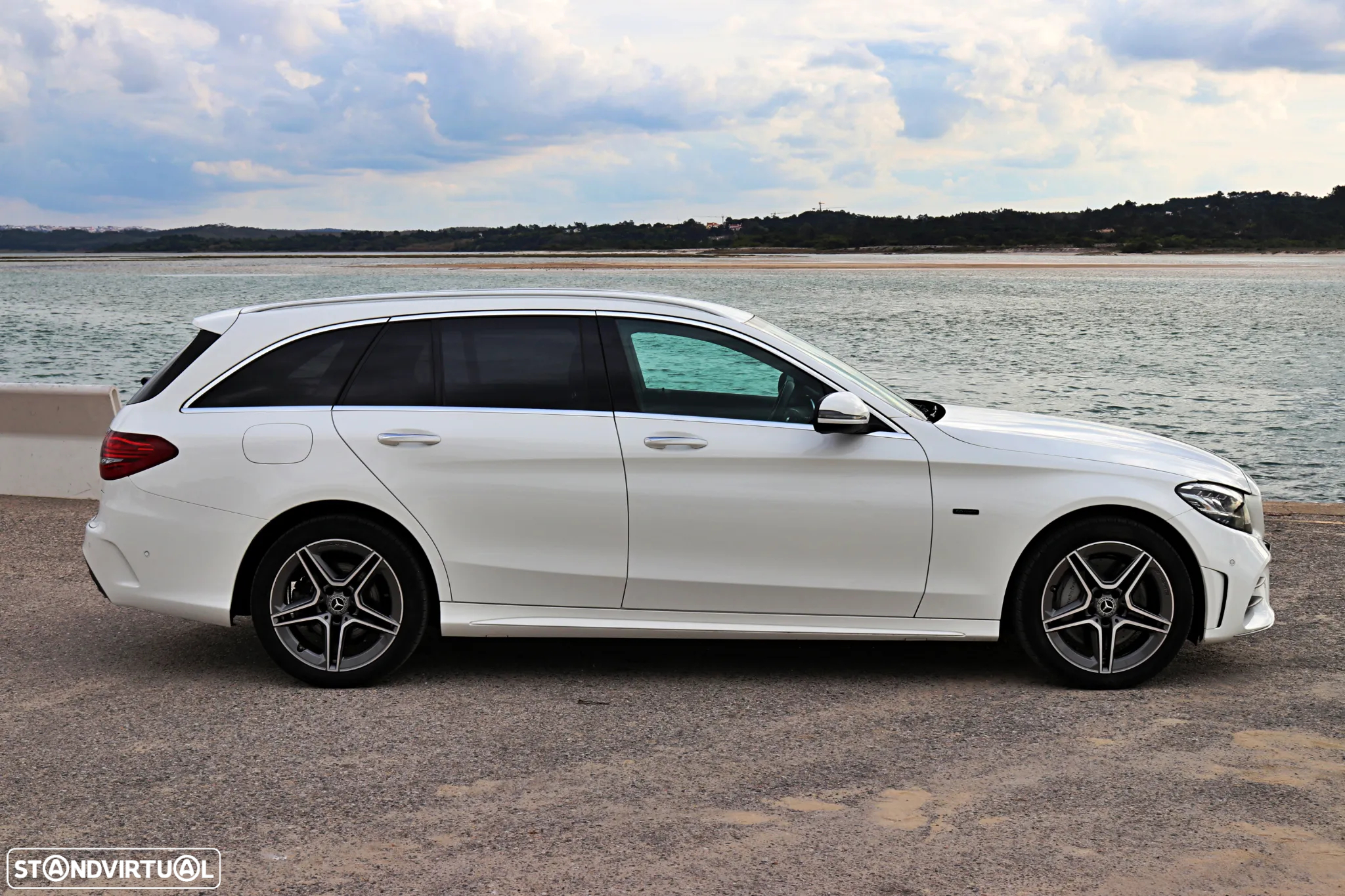 Mercedes-Benz C 300 de AMG Line - 20