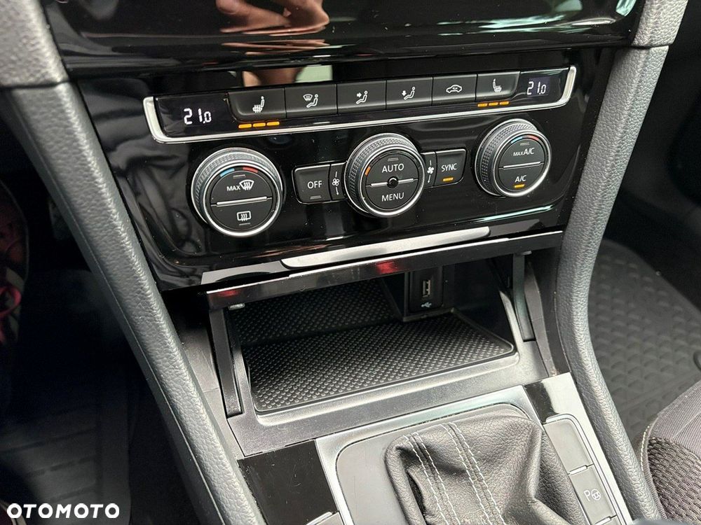 Volkswagen Golf VII 1.4 TSI BMT Comfortline DSG - 21