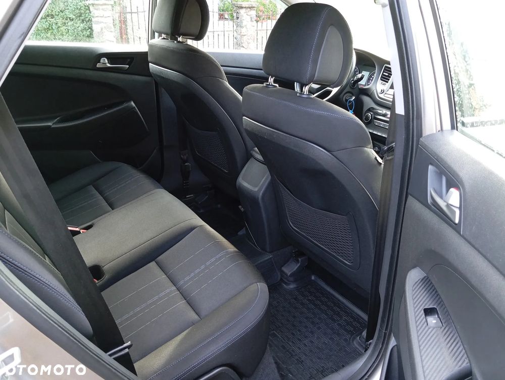 Hyundai Tucson 1.6 GDi 2WD Select - 9