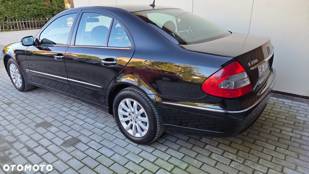 Mercedes-Benz E-Class 2007 photo 5