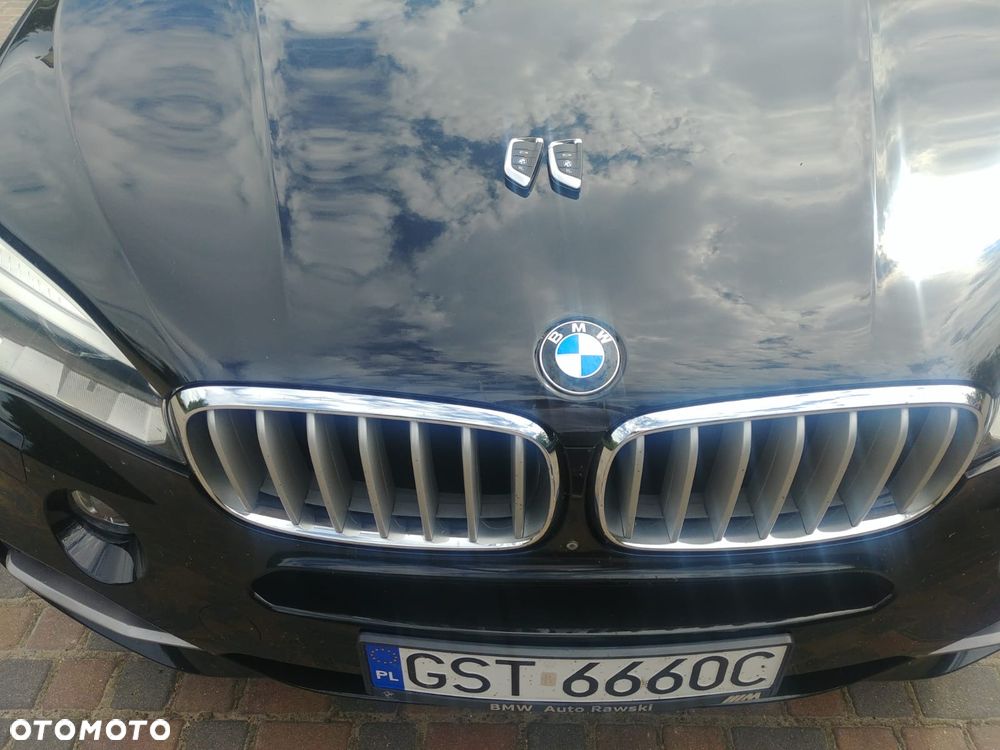 BMW X5 M M50d - 11
