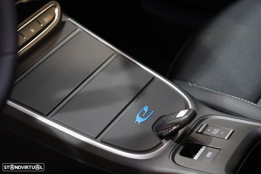 Jeep Avenger 54 kWh Summit - 16