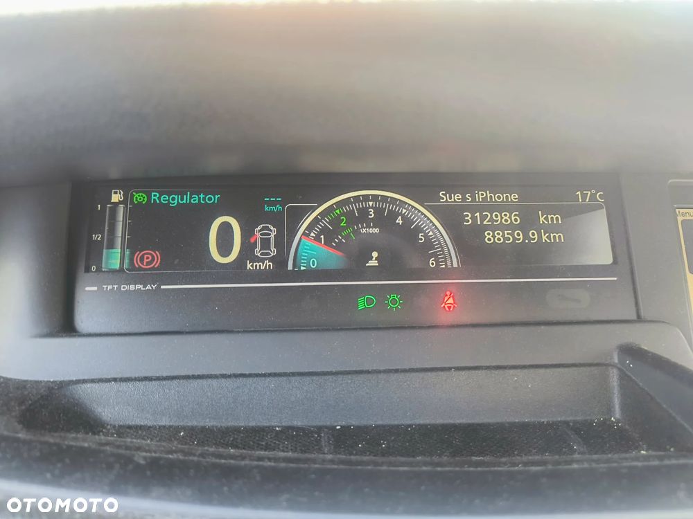 Renault Scenic - 24