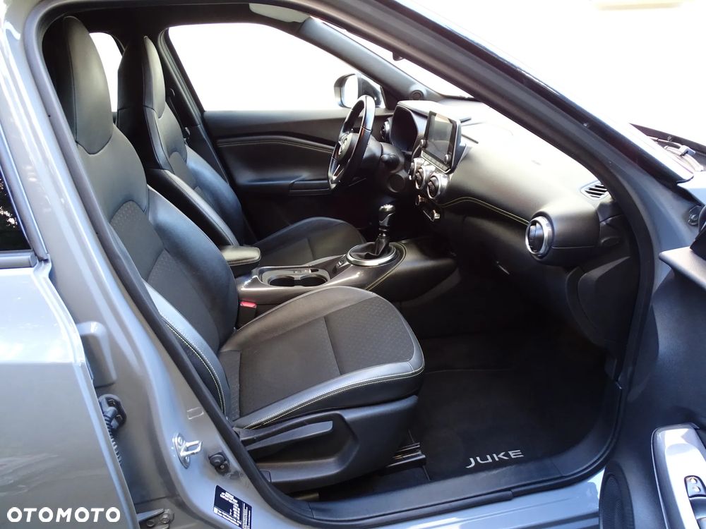 Nissan Juke 1.0 DIG-T Kiiro - 16
