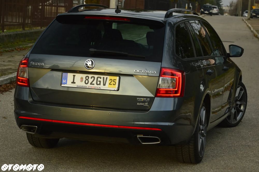 Skoda Octavia 2.0 TDI (Green tec) RS - 17