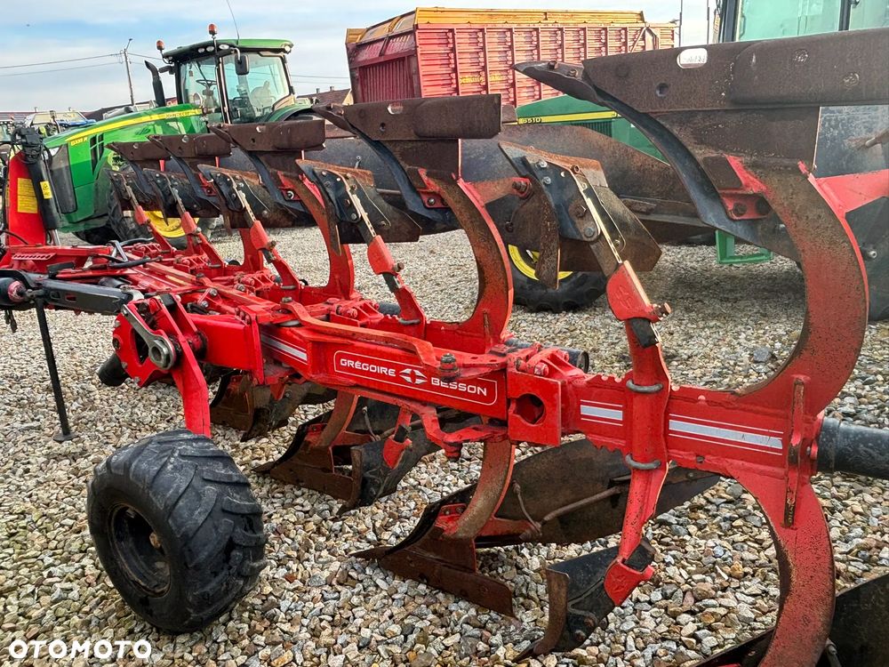 Gregoire Besson RWY 6 - 7