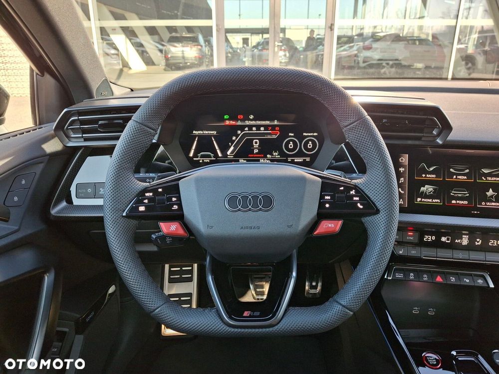 Audi RS3 Limousine - 23