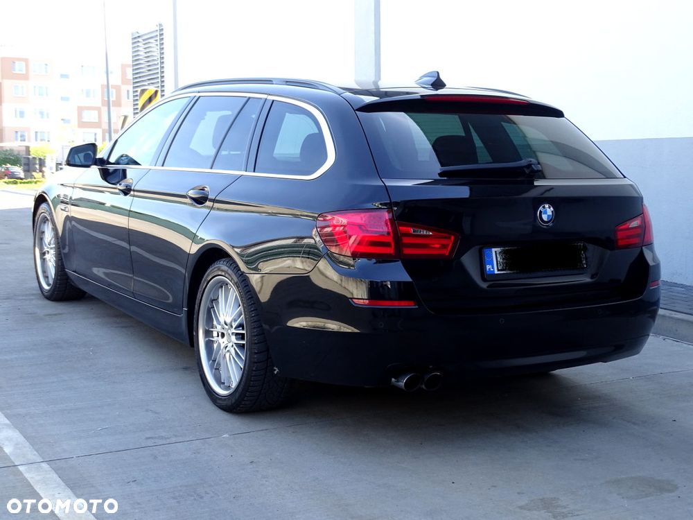 BMW Seria 5 528i xDrive Sport-Aut - 8