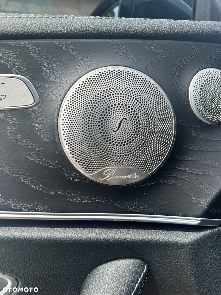 Mercedes-Benz Klasa E 300 9G-TRONIC - 12