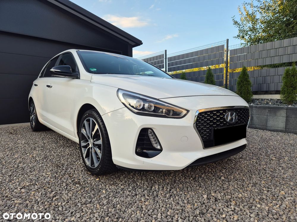 Hyundai i30 1.4 T-GDI Intro Edition