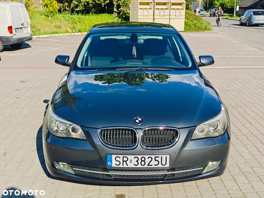 BMW Seria 5 520i - 12