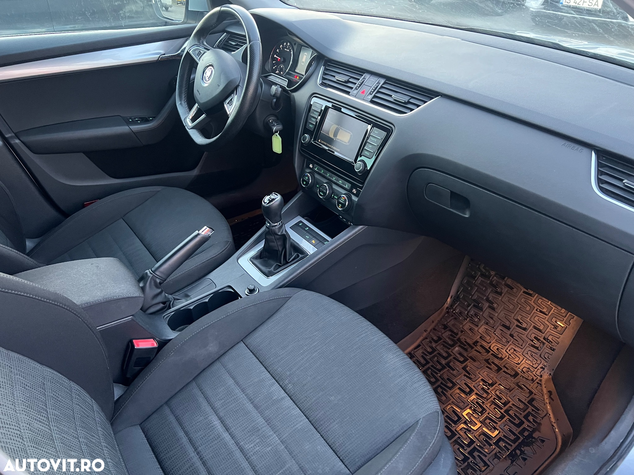 Skoda Octavia 2.0 TDI (Green tec) 4x4 Ambition - 24