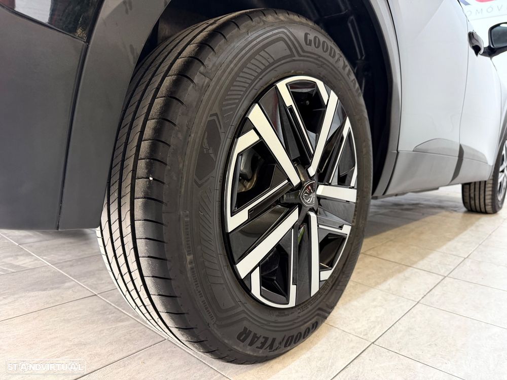 Peugeot 2008 Hybrid 145 e-DSC Style - 14
