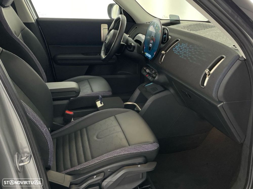 MINI Countryman D Classic - 23