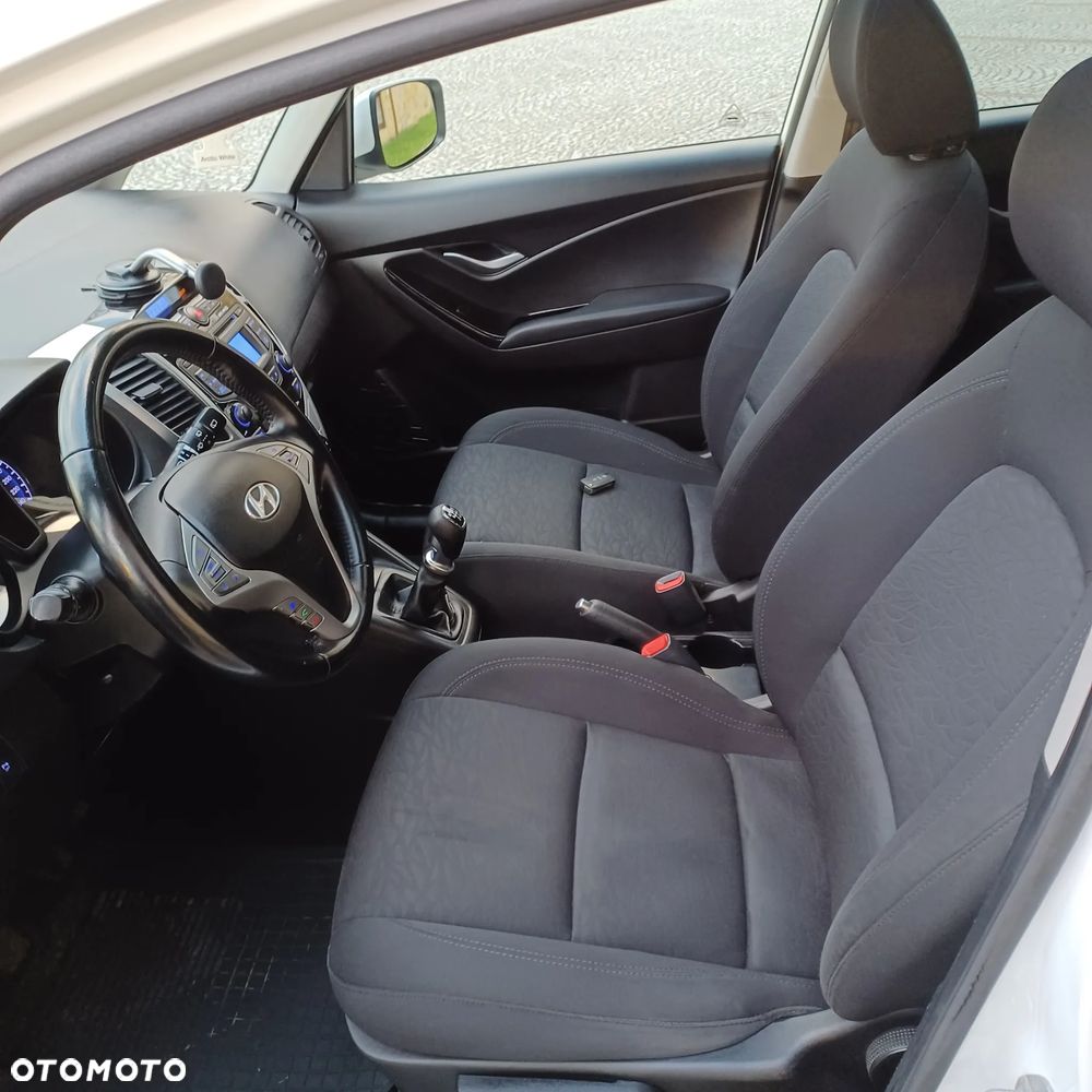 Hyundai ix20 1.6 CRDi Comfort - 12