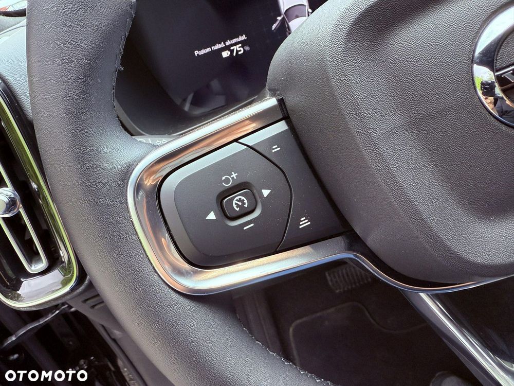 Volvo XC 40 - 31