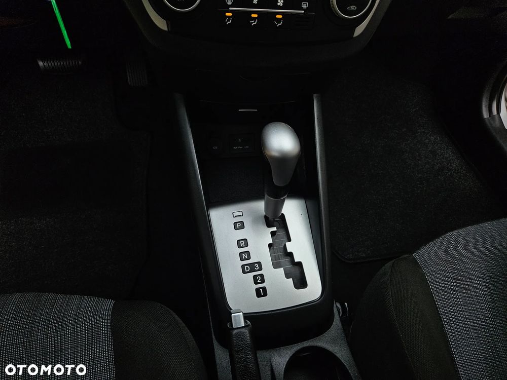 Kia Ceed - 35