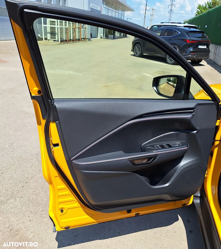 Lexus LBX 1.5 HEV 4x2 CVT Emotion - 5