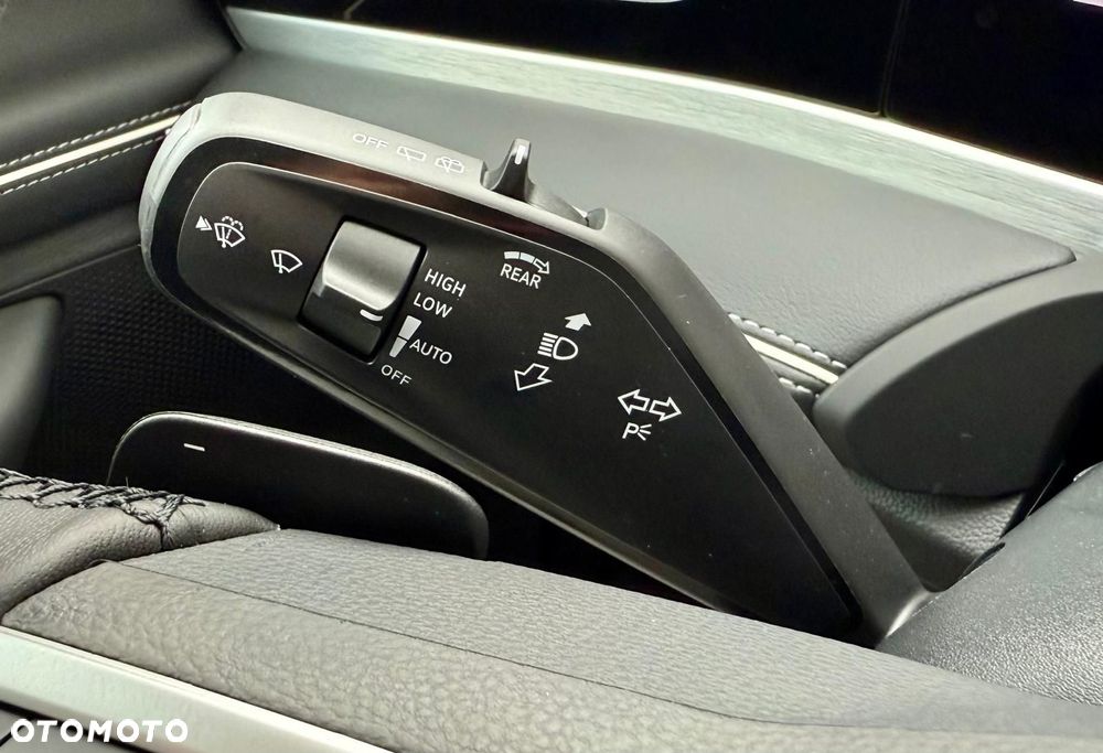 Volkswagen Passat 2.0 TDI SCR Business Plus DSG - 11