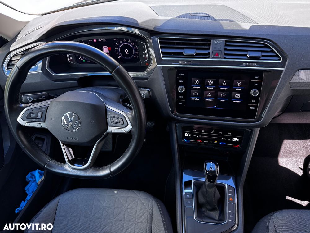 Volkswagen Tiguan - 15