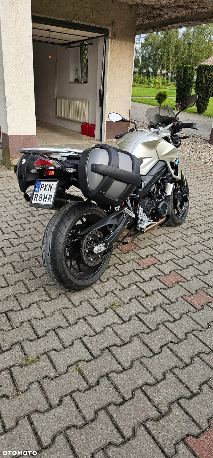 BMW F - 6