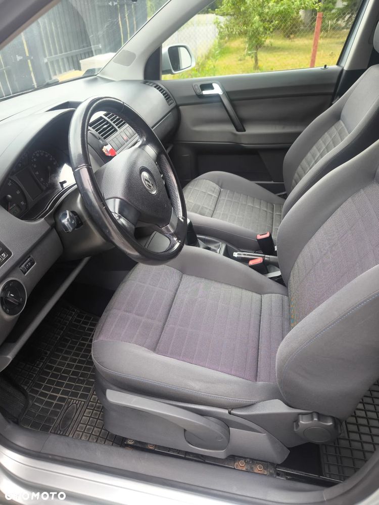 Volkswagen Polo 1.2 Tour - 6