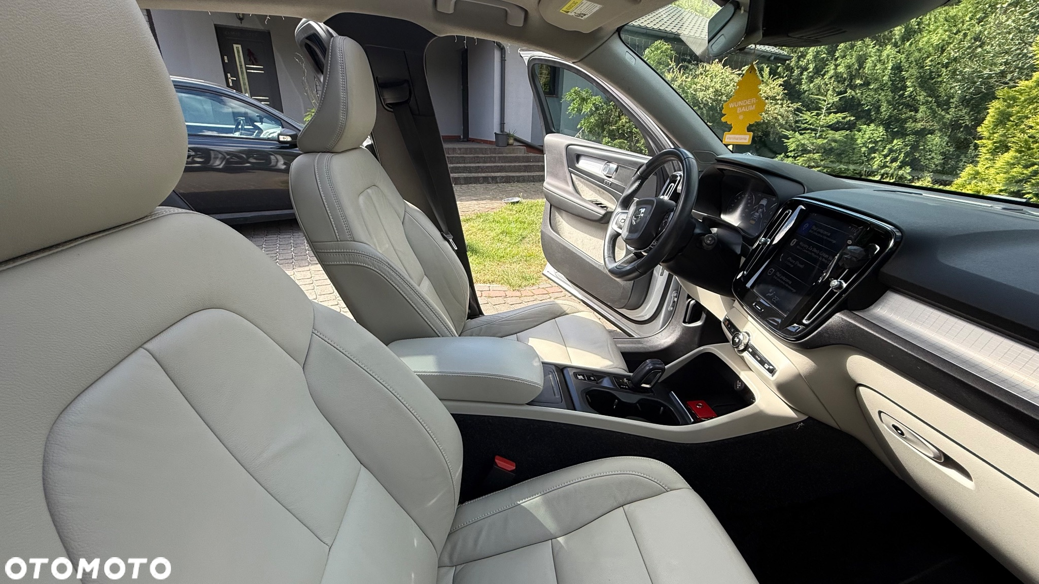 Volvo XC 40 - 20