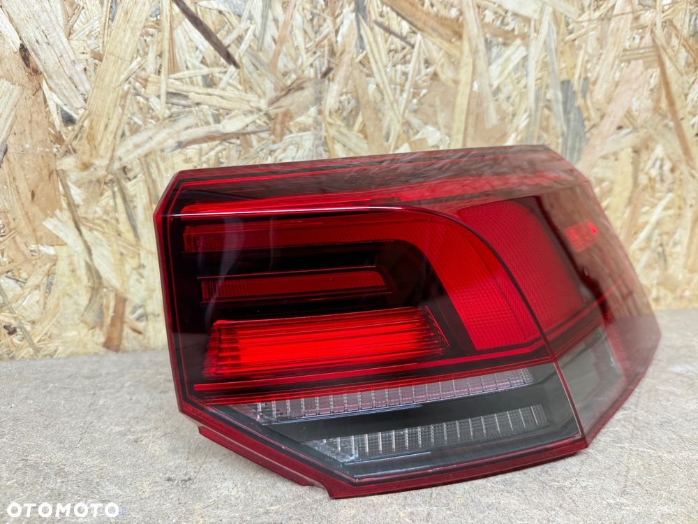 LAMPA PRAWA TYLNA PRAWY TYŁ VW GOLF 8 VIII 5H 5H0945096B - 2