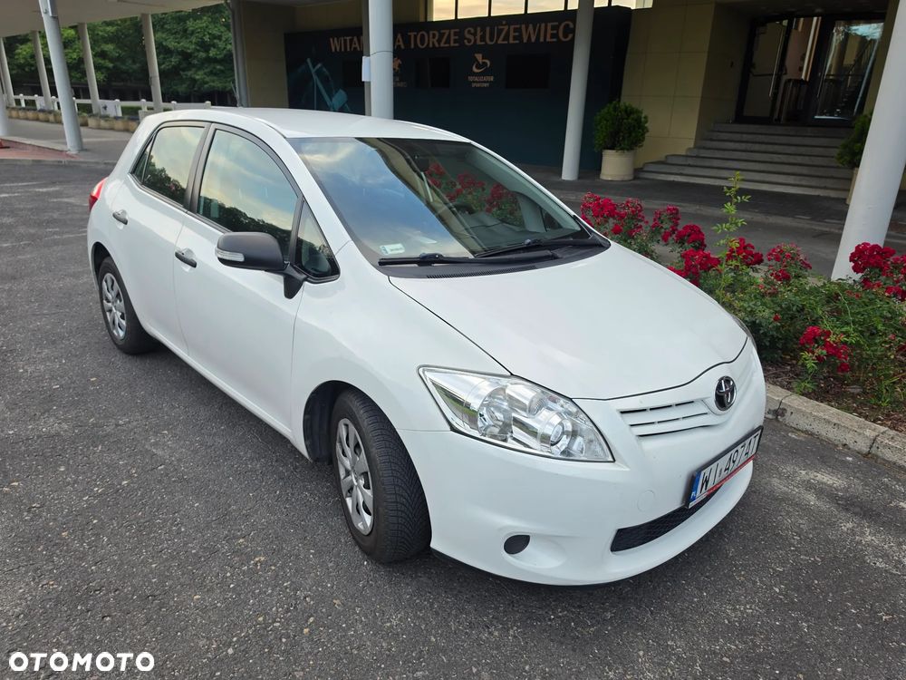 Toyota Auris 1.4 D-4D Life - 4