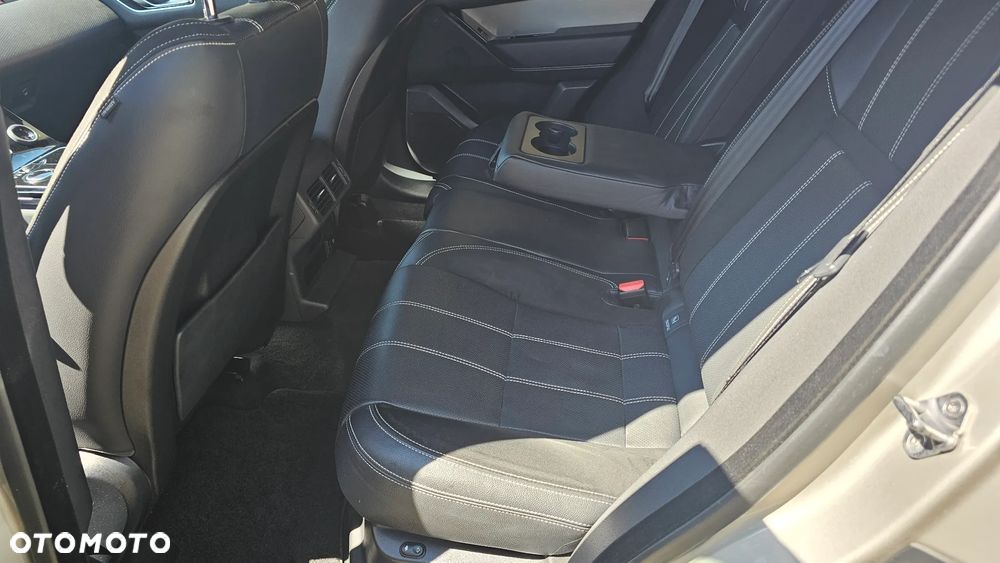 Land Rover Range Rover Velar 2.0 SD4 R-Dynamic - 12