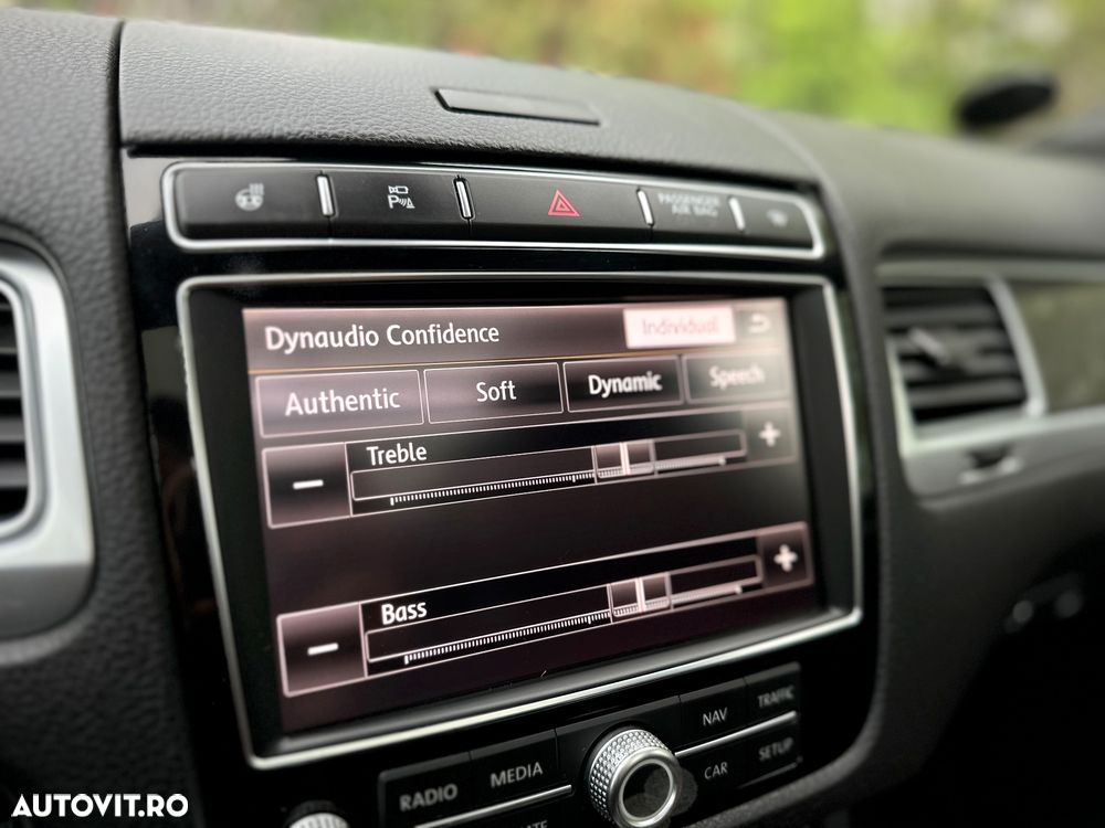 Volkswagen Touareg 3.0 V6 TDI SCR Blue Motion DPF Automatik Terrain Tech Executive Edition - 12