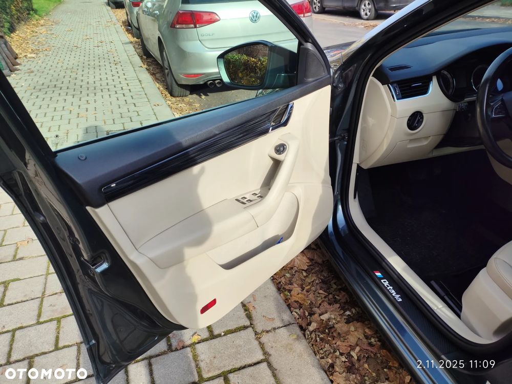 Skoda Octavia 2.0 TDI 4x4 L&K DSG - 6