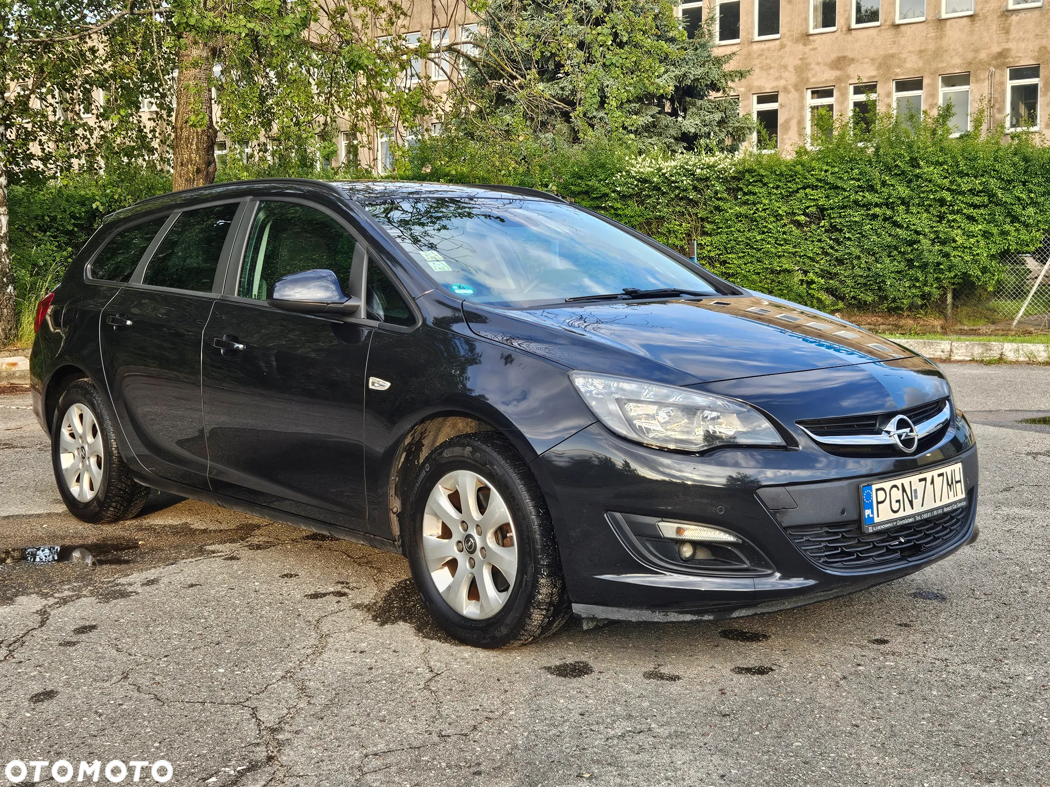 Opel Astra IV 1.6 CDTI Cosmo - 2