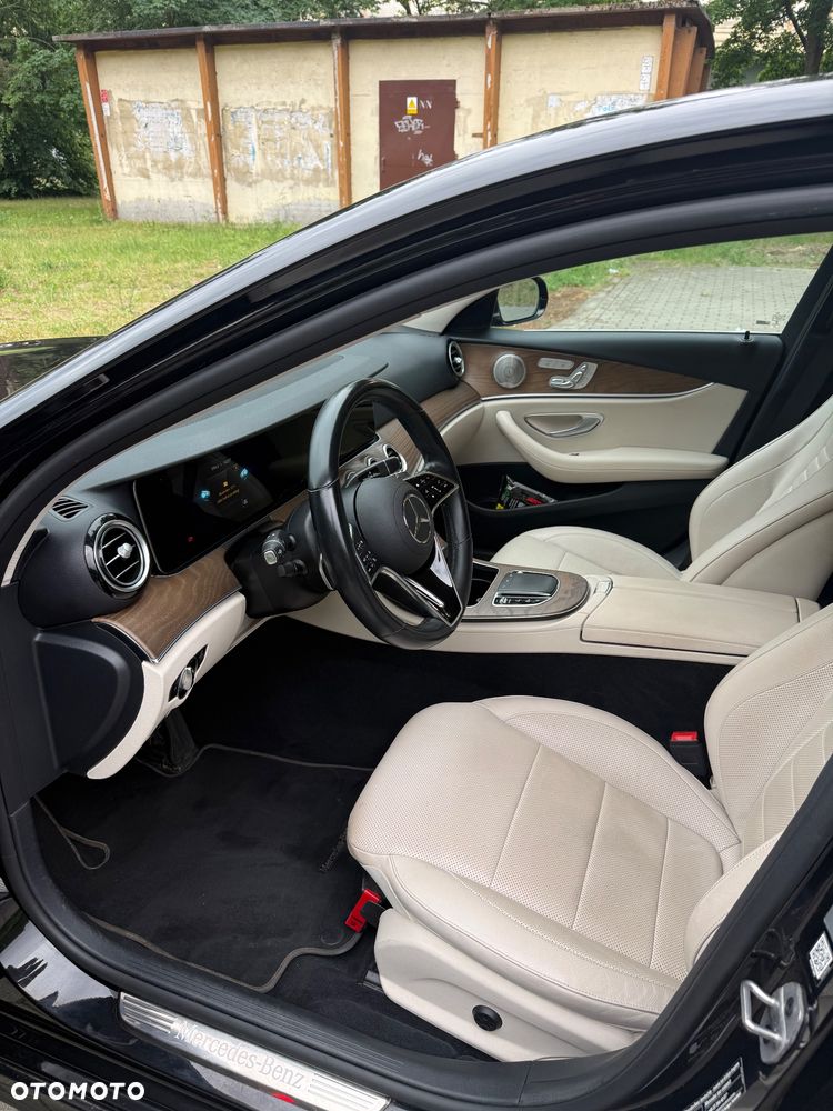 Mercedes-Benz Klasa E 220 d 4-Matic Avantgarde - 10