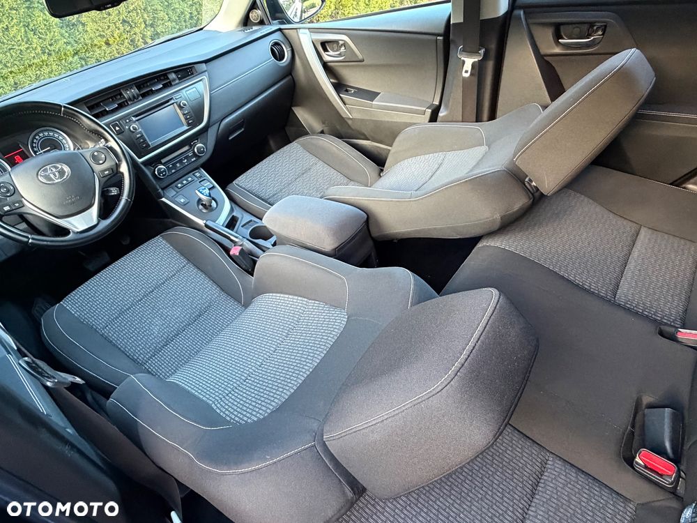 Toyota Auris 1.8 VVT-i Automatik Design Edition - 23