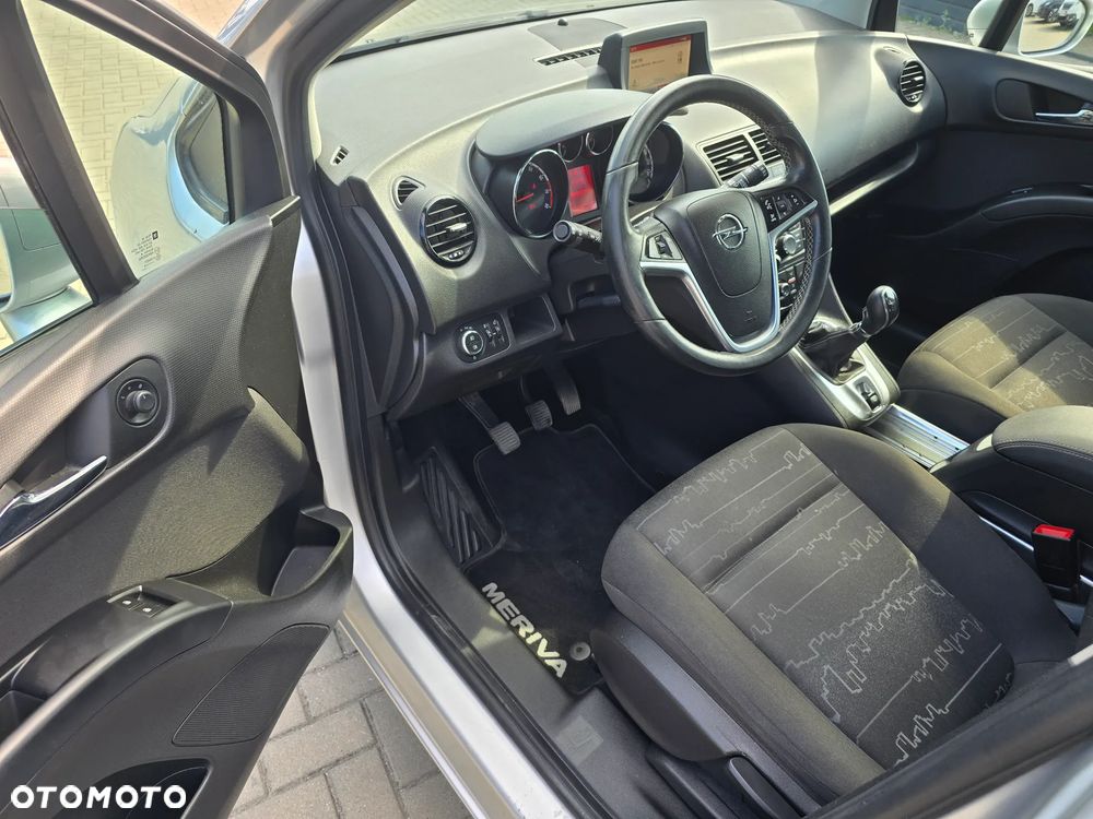 Opel Meriva - 8