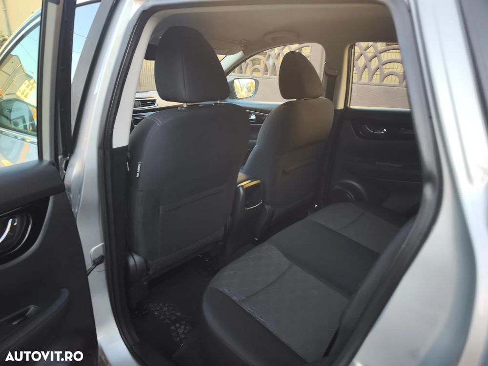 Nissan Qashqai 1.6 DCI N-Connecta - 7