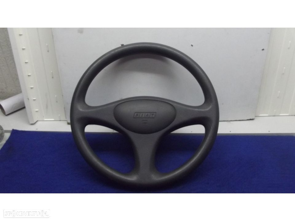 fiat punto volante em muito bom estado - 1