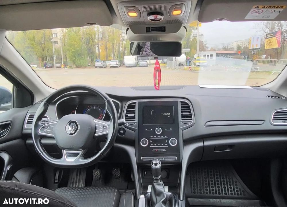 Renault Megane Energy dCi Intens - 9