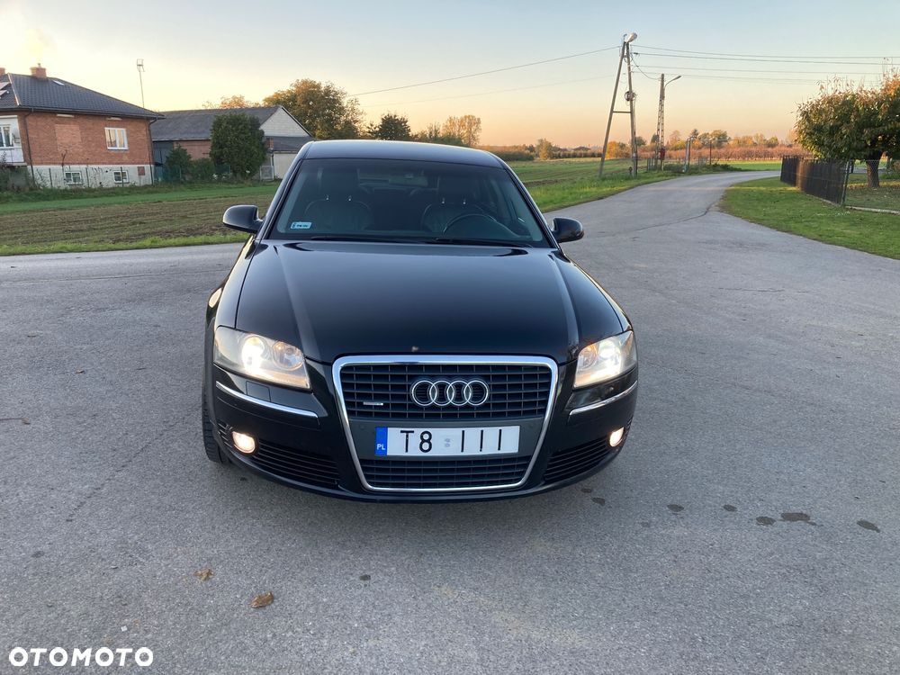 Audi A8 2007 photo 2
