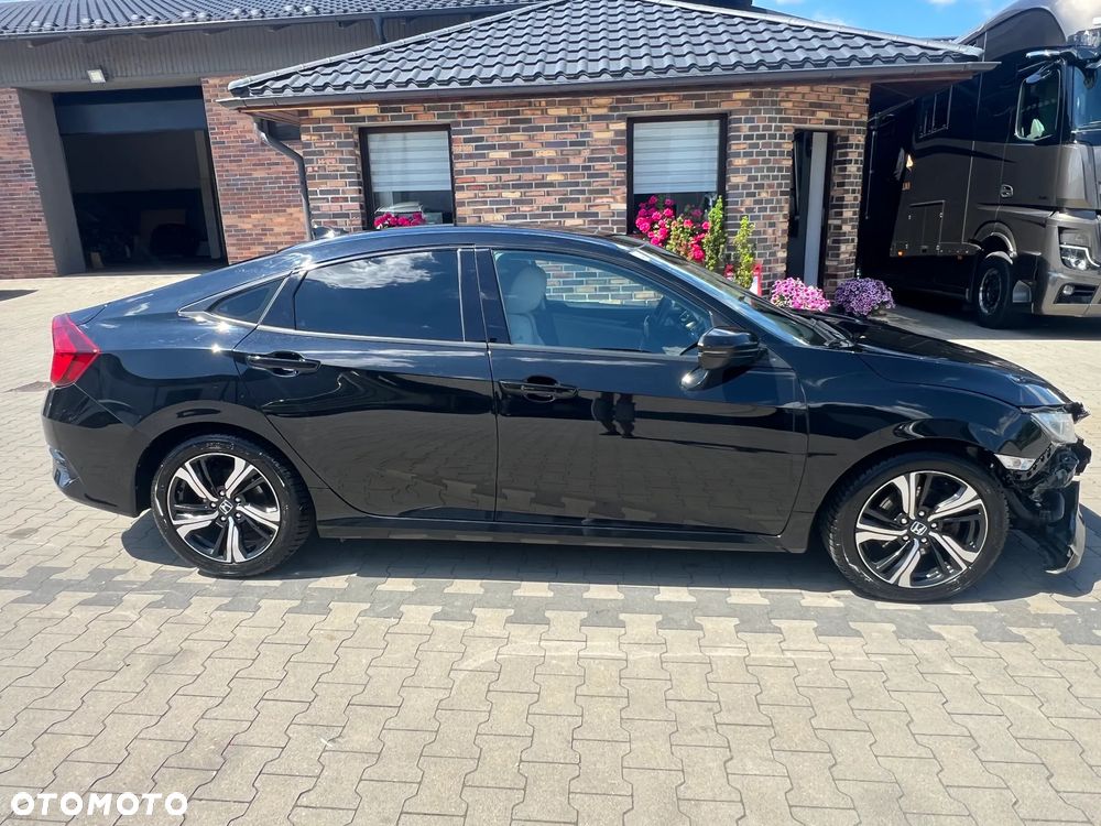 Honda Civic 1.5 T Executive CVT - 4