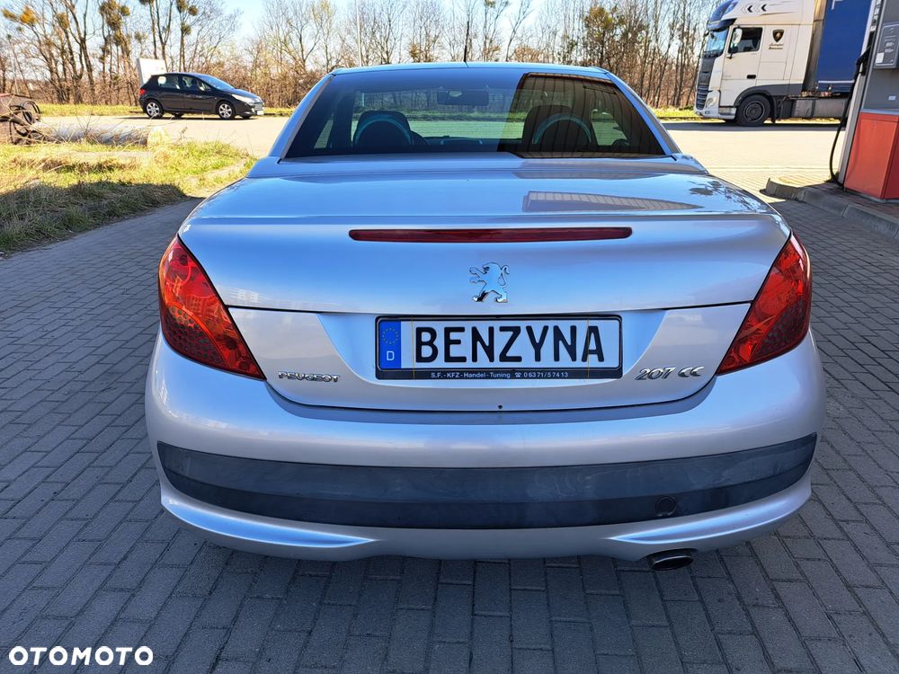 Peugeot 207 CC - 8