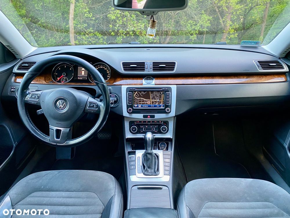 Volkswagen Passat 2.0 TDI DPF DSG Individual Chrom - 15