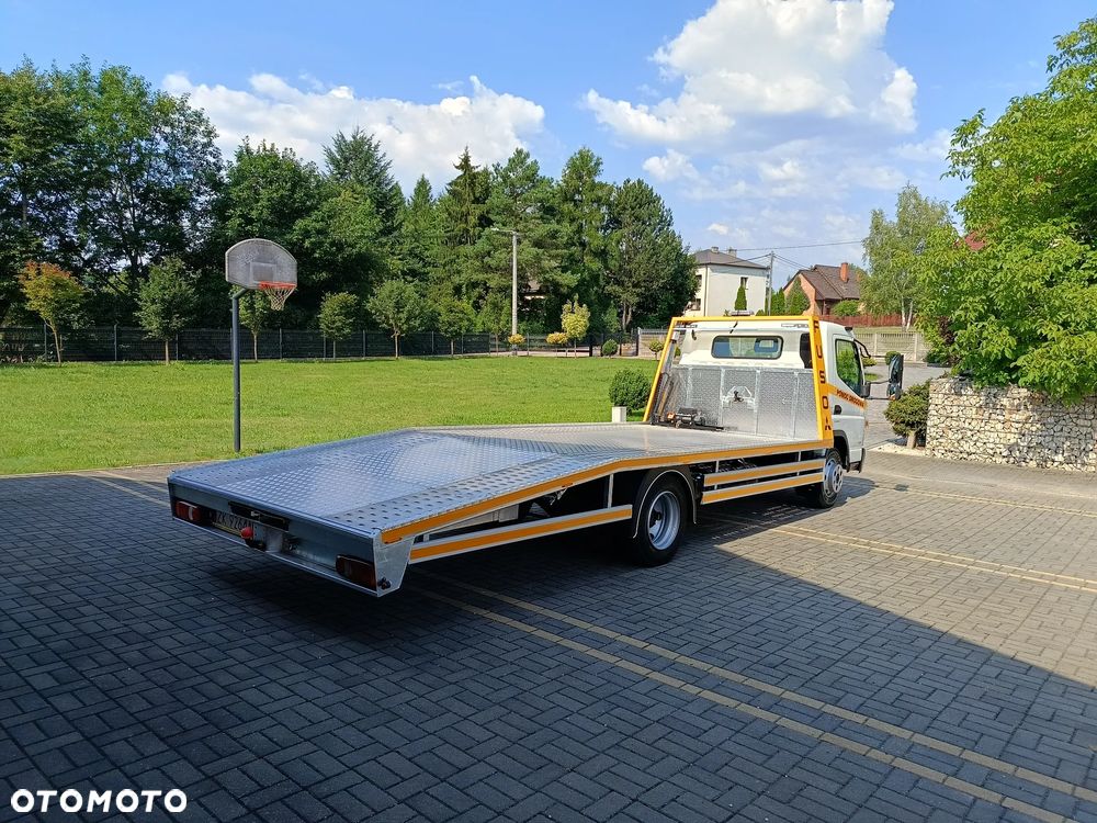 Mitsubishi FUSO CANTER 9C18 - 3