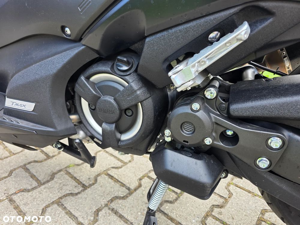 Yamaha Tmax - 21