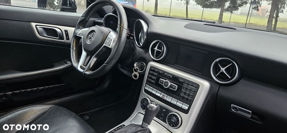 Mercedes-Benz SLK - 22