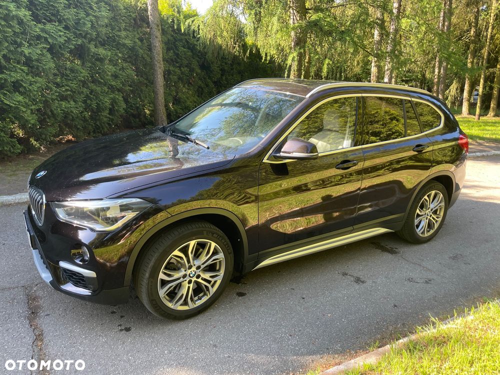 BMW X1 xDrive20d Advantage sport - 3