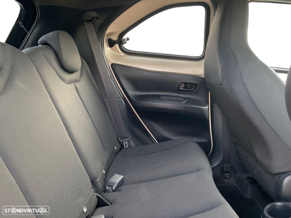 Toyota Aygo X 1.0 Pulse - 7