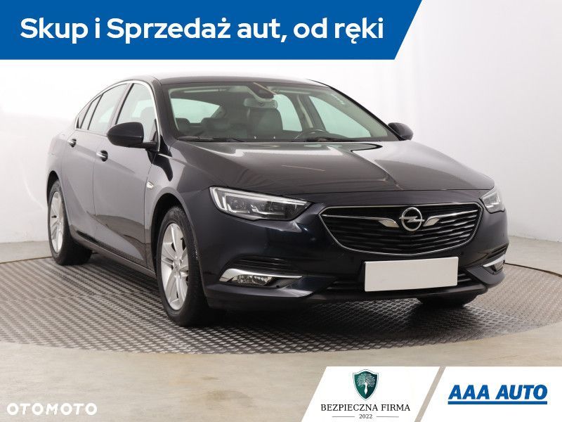 Opel Insignia - 2